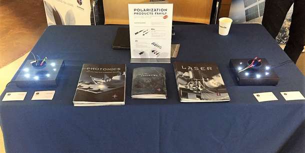 光学与光子学日